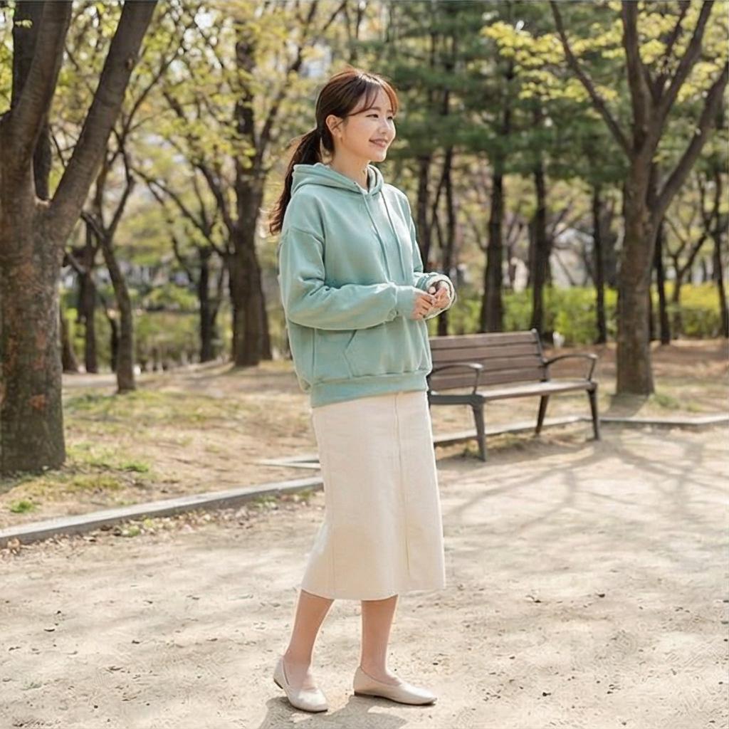 아이보리 롱 스커트: 화사한 나들이 룩